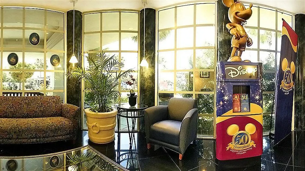 La Quinta By Wyndham Anaheim Hotel